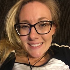 Meet your Posher, Sylvia